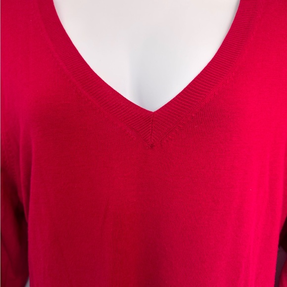 Ava & Viv plus size Sweater.  Red. Size 4X. V neck. - Picture 2 of 8
